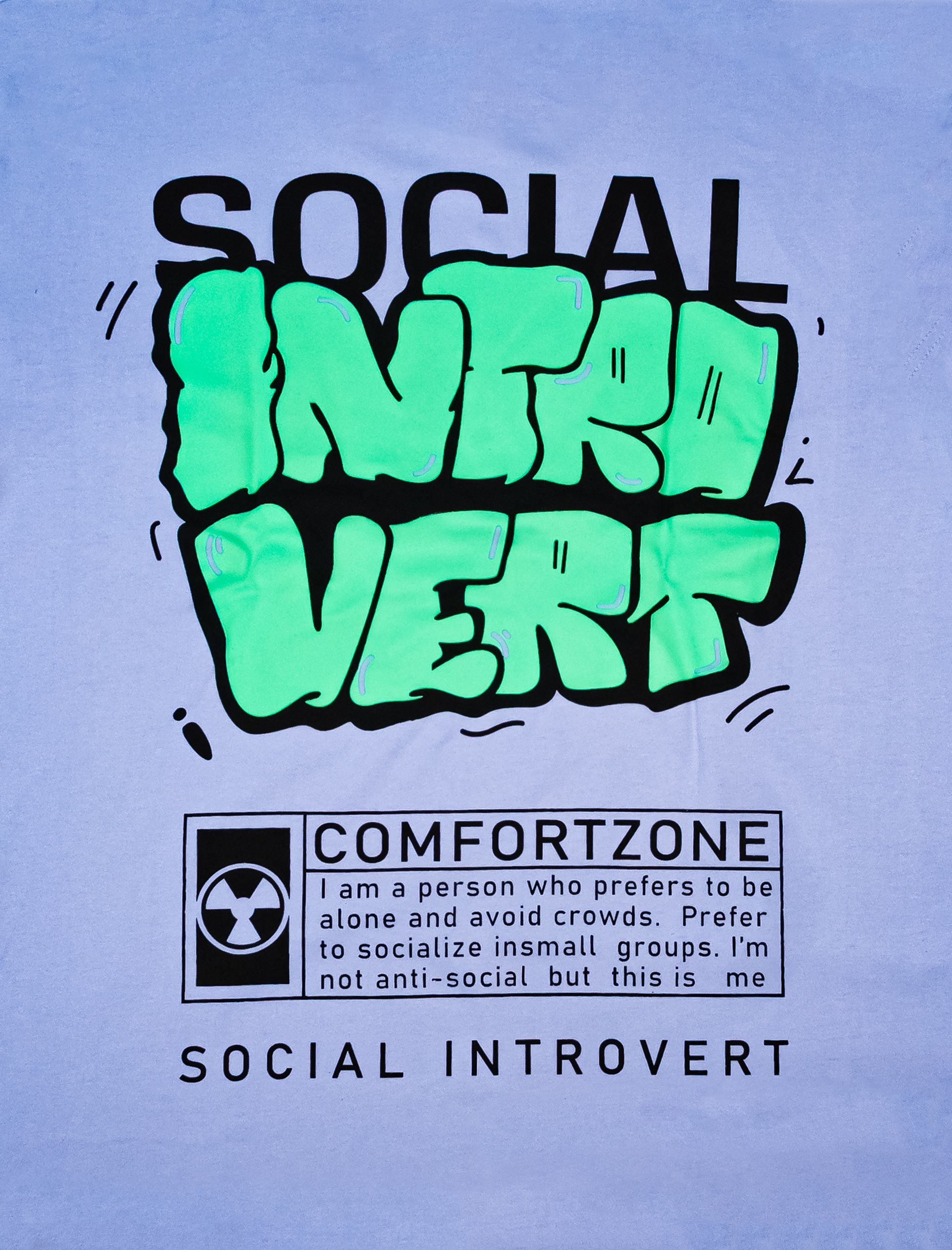 Playera "Social Introvert"