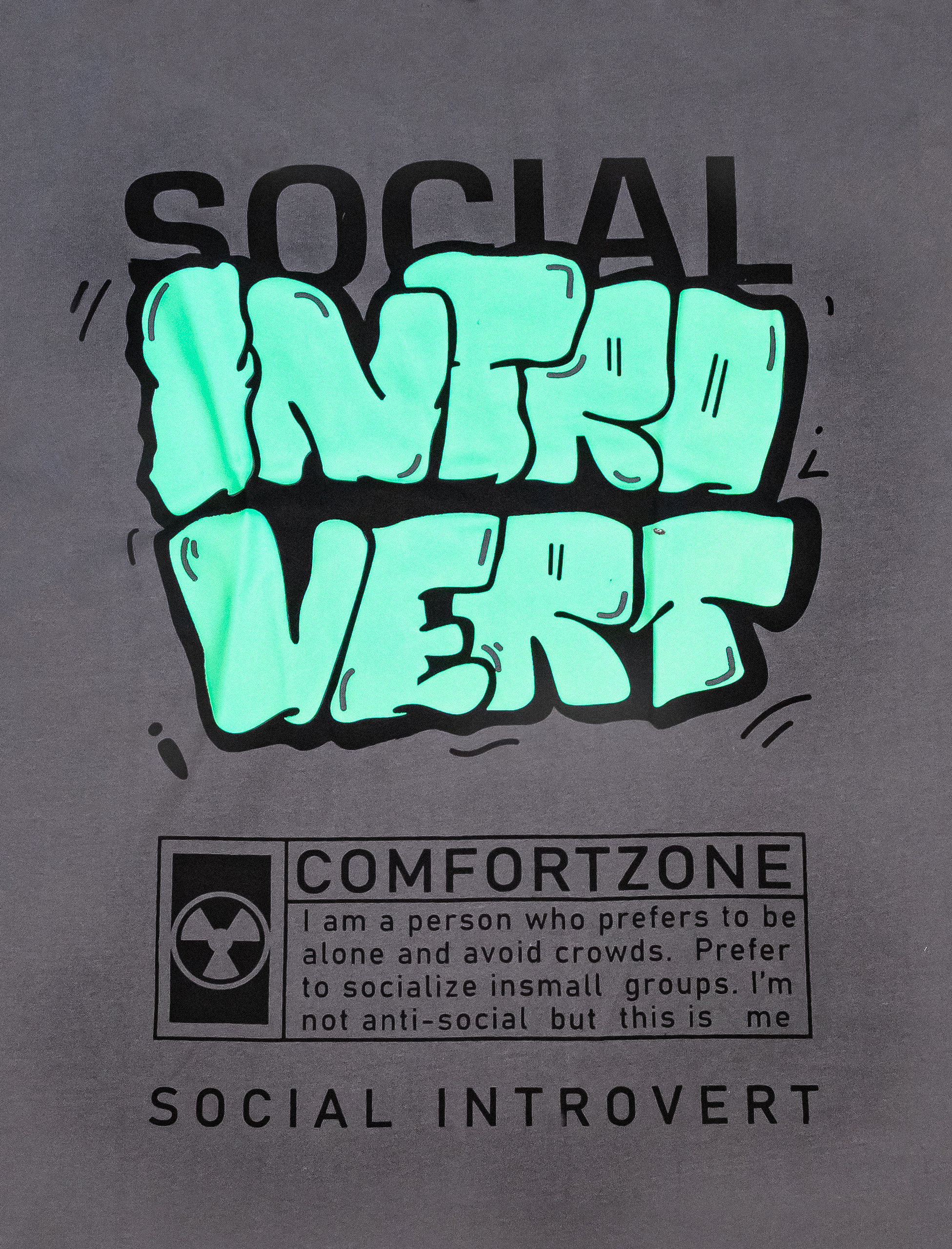 Playera "Social Introvert"